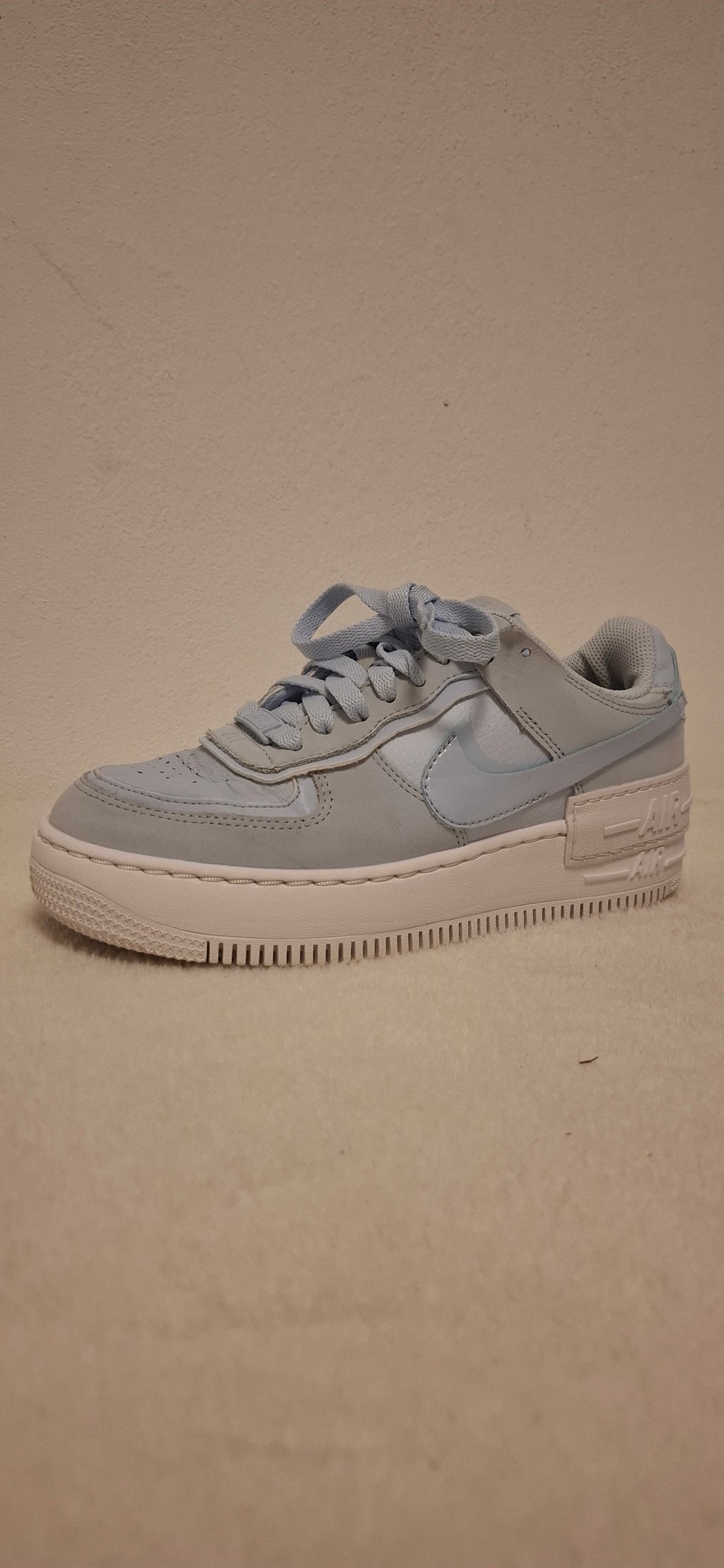 Nike Air Force 1 Shadow "Light Blue/Platinum" – Pre-owned